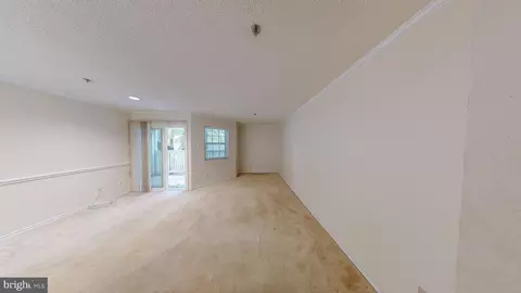 Living - 1504 Lincoln Way #108, Mclean, VA 22102 photo 3 of 5