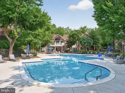Exterior - 1504 Lincoln Way #108, Mclean, VA 22102 photo 1 of 1