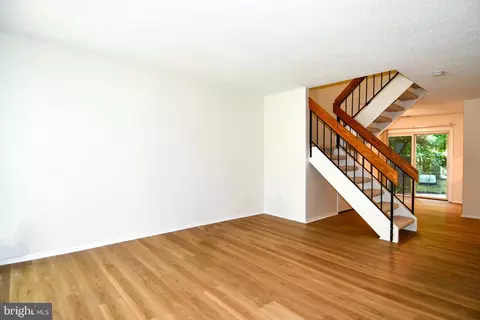 Living - 2231 Cartwright Pl, Reston, VA 20191 photo 3 of 4