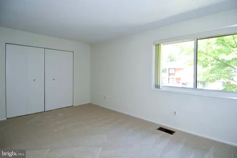 Bedroom - 2231 Cartwright Pl, Reston, VA 20191 photo 2 of 4