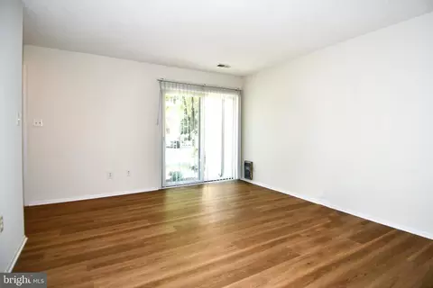 Living - 2231 Cartwright Pl, Reston, VA 20191 photo 2 of 4