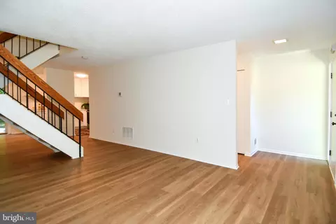 Living - 2231 Cartwright Pl, Reston, VA 20191 photo 4 of 4