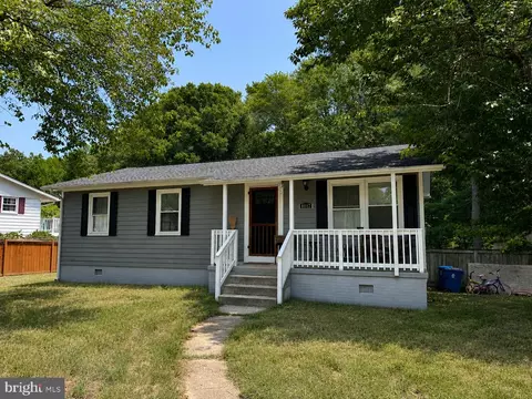 8117 Kidd St, Alexandria, VA 22309