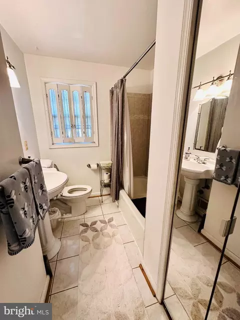 Bath - 6509 Melia St, Springfield, VA 22150 photo 1 of 2