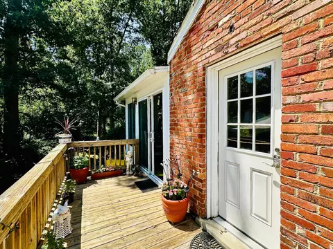 Exterior - 6509 Melia St, Springfield, VA 22150 photo 8 of 8