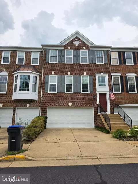 5131 Sapphire Sky Ln, Centreville, VA 20120