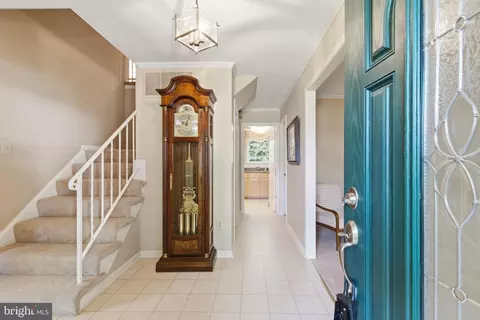 Entry Way - 9385 Saddlemount Ct, Springfield, VA 22153 photo 1 of 3