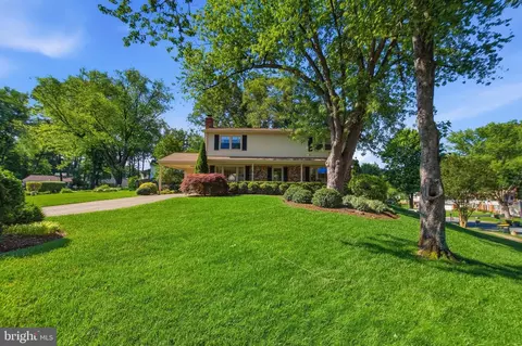 Exterior - 9385 Saddlemount Ct, Springfield, VA 22153 photo 1 of 9