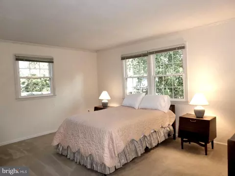 Bedroom - 9385 Saddlemount Ct, Springfield, VA 22153 photo 8 of 13