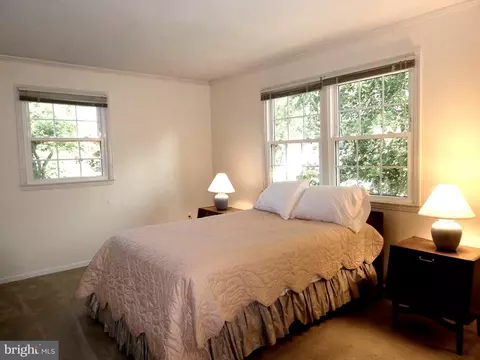 Bedroom - 9385 Saddlemount Ct, Springfield, VA 22153 photo 9 of 13
