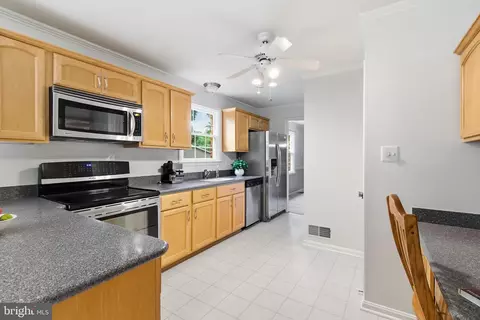 Kitchen - 9385 Saddlemount Ct, Springfield, VA 22153 photo 1 of 3