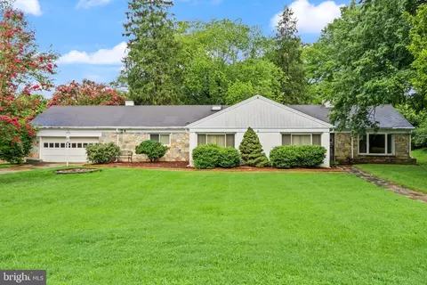 3130 Chichester Ln, Fairfax, VA 22031