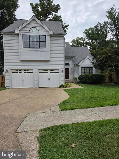6127 Glen Oaks Ct, Springfield, VA 22152