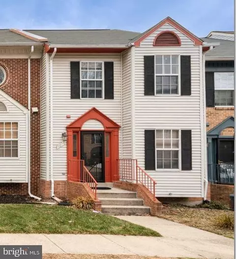 6018 Crocus Ct, Alexandria, VA 22310