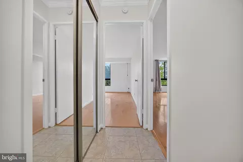 Entry Way - 1800 Old Meadow Rd #101, Mclean, VA 22102 photo 6 of 12