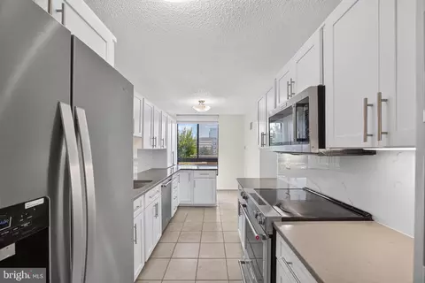 Kitchen - 1800 Old Meadow Rd #101, Mclean, VA 22102 photo 1 of 2