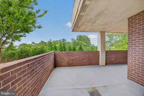 Exterior - 1800 Old Meadow Rd #101, Mclean, VA 22102 photo 13 of 19