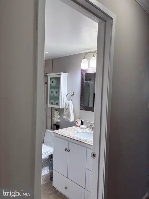 Bath - 1800 Old Meadow Rd #101, Mclean, VA 22102 photo 1 of 4
