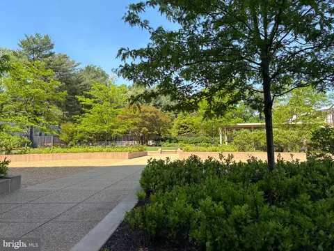 Exterior - 1800 Old Meadow Rd #101, Mclean, VA 22102 photo 5 of 19