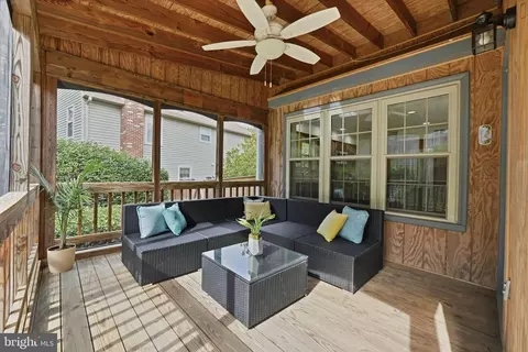 Exterior - 7362 Silver Pine Dr, Springfield, VA 22153 photo 5 of 12