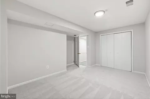 Bedroom - 7362 Silver Pine Dr, Springfield, VA 22153 photo 9 of 9