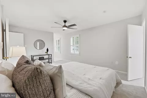 Bedroom - 7362 Silver Pine Dr, Springfield, VA 22153 photo 2 of 9