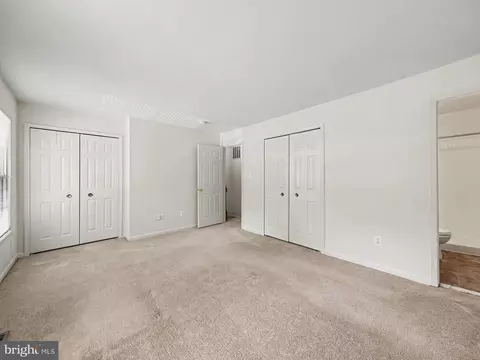 Bedroom - 6281 Rathlin Dr, Springfield, VA 22152 photo 2 of 6