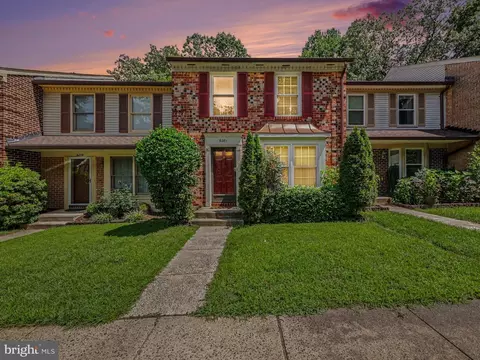 Exterior - 6281 Rathlin Dr, Springfield, VA 22152 photo 4 of 6