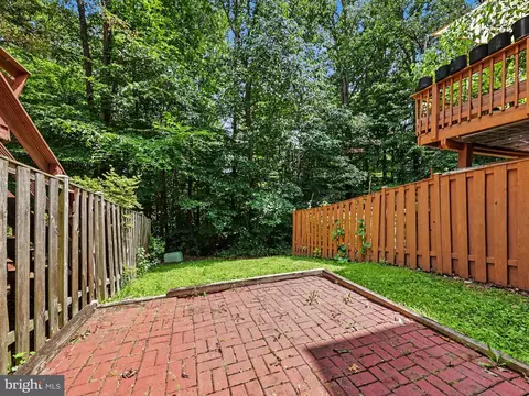 Exterior - 6281 Rathlin Dr, Springfield, VA 22152 photo 5 of 6