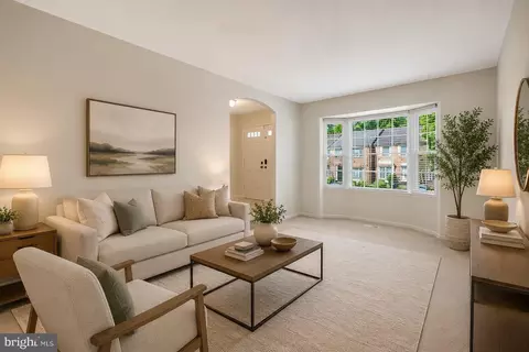 Living - 7719 Bristol Square Ct, Springfield, VA 22153 photo 1 of 5