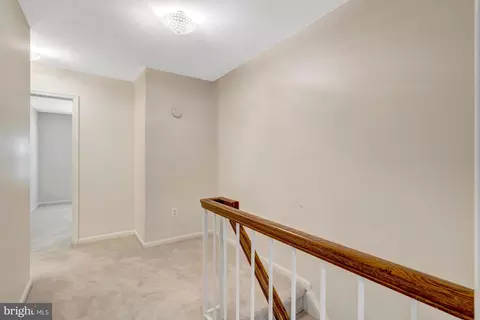 Entry Way - 7719 Bristol Square Ct, Springfield, VA 22153 photo 7 of 10