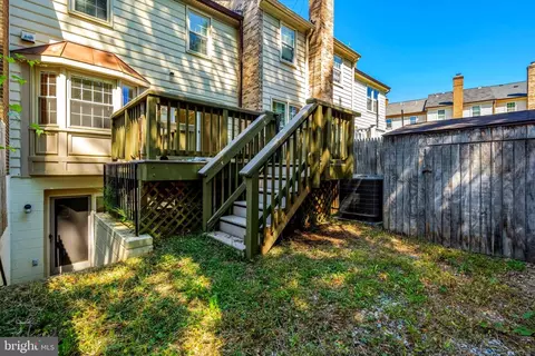 Exterior - 7719 Bristol Square Ct, Springfield, VA 22153 photo 10 of 13