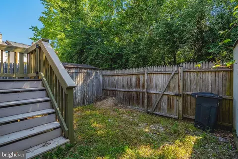 Exterior - 7719 Bristol Square Ct, Springfield, VA 22153 photo 9 of 13