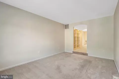 Living - 7719 Bristol Square Ct, Springfield, VA 22153 photo 3 of 5