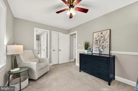 Bedroom - 13633 Birch Dr, Chantilly, VA 20151 photo 8 of 12