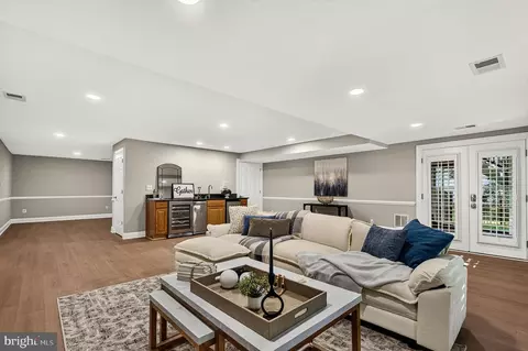 Living - 13633 Birch Dr, Chantilly, VA 20151 photo 7 of 7