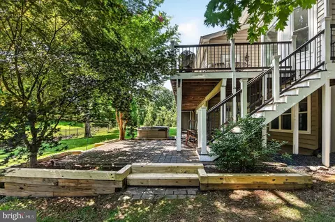 Exterior - 13633 Birch Dr, Chantilly, VA 20151 photo 19 of 26