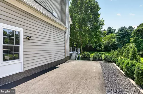 Other - 13633 Birch Dr, Chantilly, VA 20151 photo 2 of 33