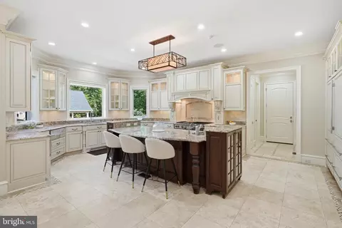 Kitchen - 1239 Daleview Dr, Mclean, VA 22102 photo 1 of 3