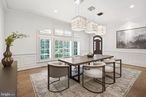 Dining - 1239 Daleview Dr, Mclean, VA 22102 photo 2 of 3