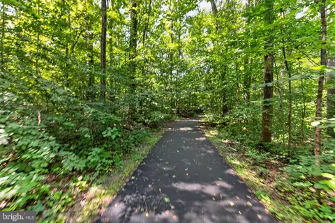 Other - 8811 Hayload Ct, Springfield, VA 22153 photo 11 of 12