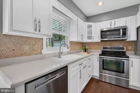 Kitchen - 8811 Hayload Ct, Springfield, VA 22153 photo 2 of 3
