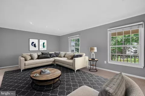 Living - 8811 Hayload Ct, Springfield, VA 22153 photo 1 of 7