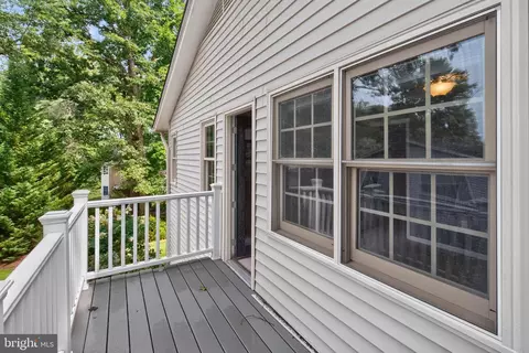 Exterior - 8811 Hayload Ct, Springfield, VA 22153 photo 4 of 14