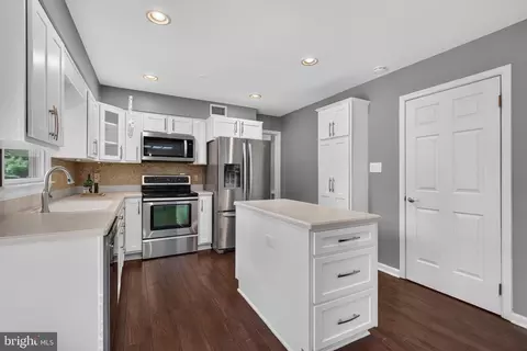 Other - 8811 Hayload Ct, Springfield, VA 22153 photo 2 of 12