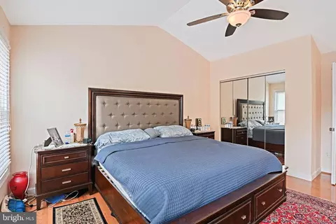 Bedroom - 6506 Milva Ln, Springfield, VA 22150 photo 2 of 8