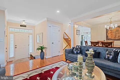 Entry Way - 6506 Milva Ln, Springfield, VA 22150 photo 2 of 4