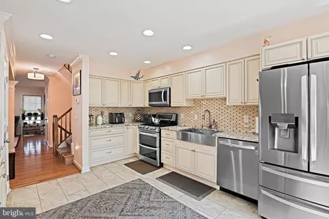 Kitchen - 6506 Milva Ln, Springfield, VA 22150 photo 1 of 5