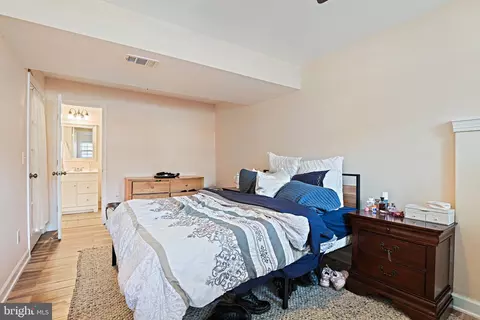 Bedroom - 6506 Milva Ln, Springfield, VA 22150 photo 8 of 8