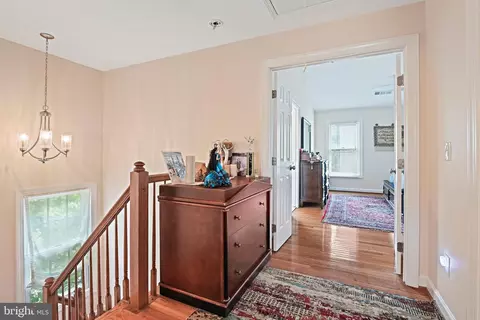 Entry Way - 6506 Milva Ln, Springfield, VA 22150 photo 3 of 4